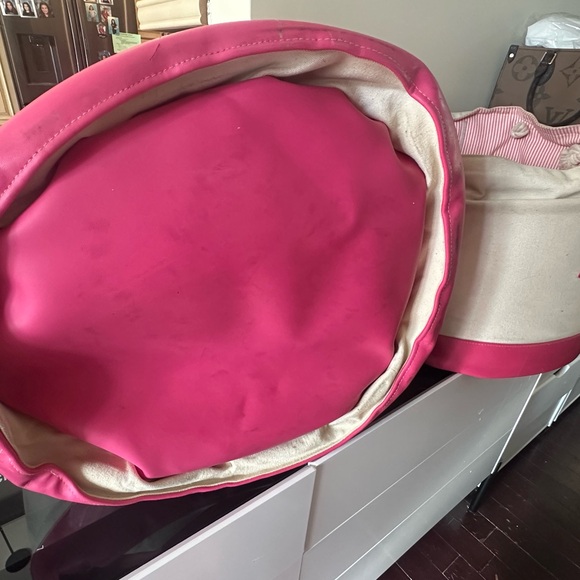 Rare x2 VS PINK store displays baskets/bins/totes - Picture 15 of 16